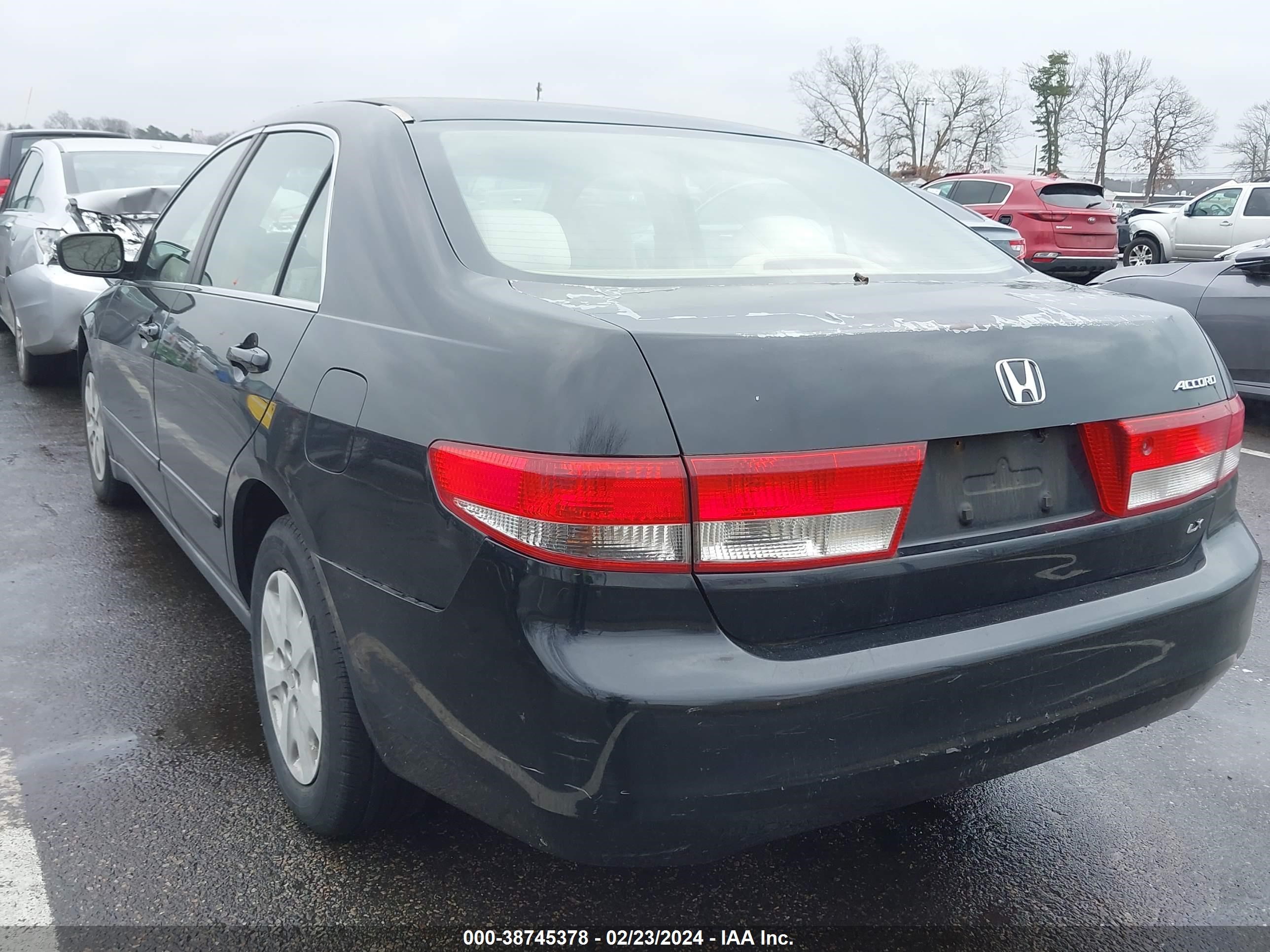 Photo 2 VIN: JHMCM56374C004338 - HONDA ACCORD 