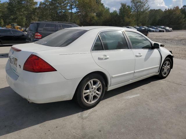 Photo 2 VIN: JHMCM56387C006667 - HONDA ACCORD SE 