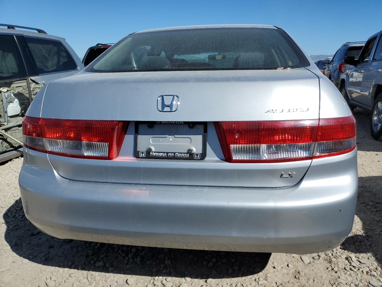 Photo 5 VIN: JHMCM56393C032589 - HONDA ACCORD 