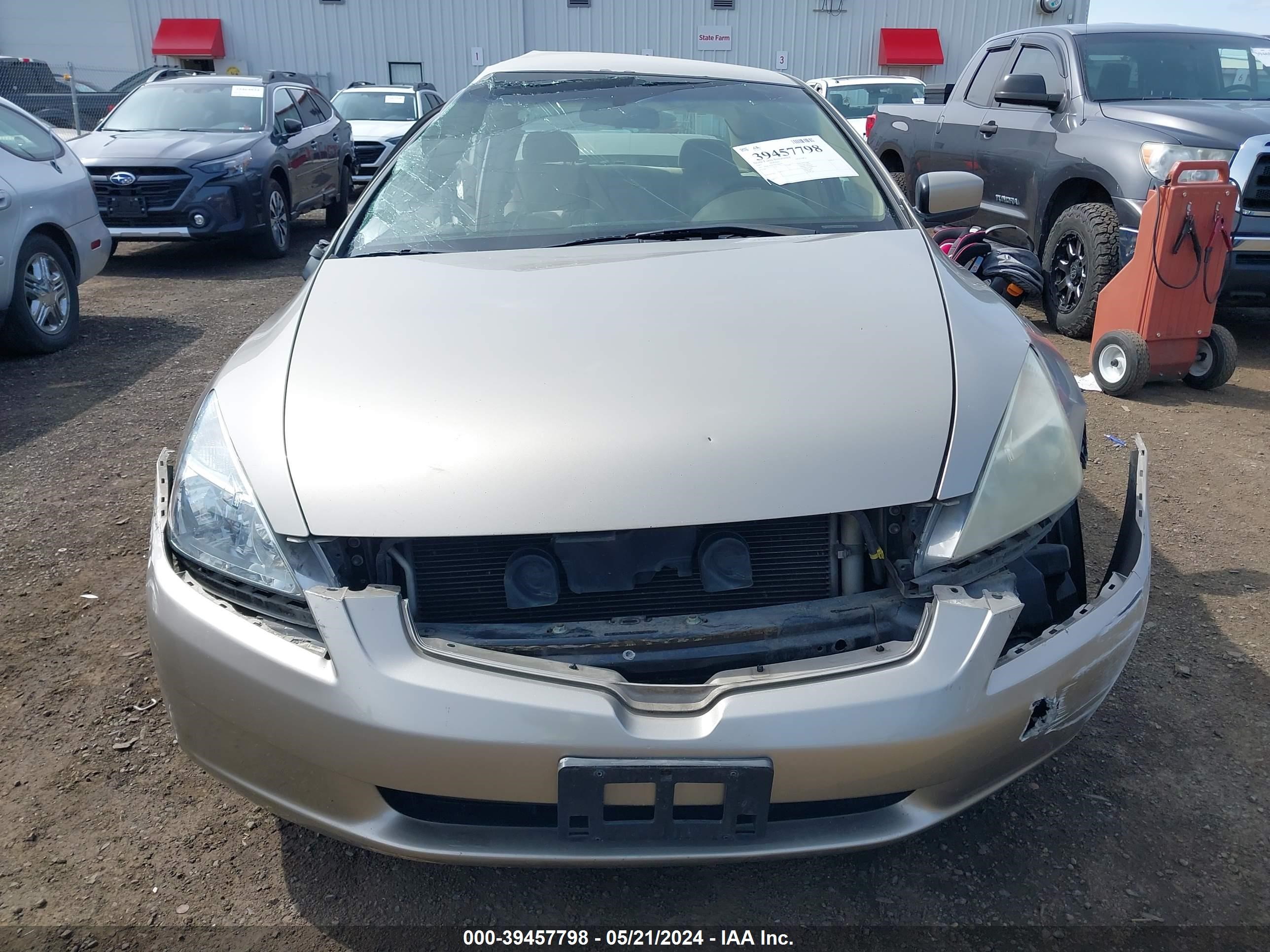 Photo 11 VIN: JHMCM56393C046301 - HONDA ACCORD 