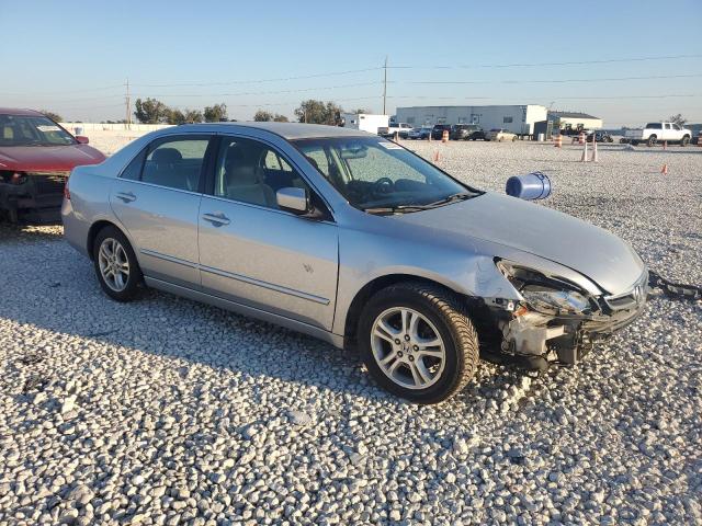 Photo 3 VIN: JHMCM56397C024918 - HONDA ACCORD SE 