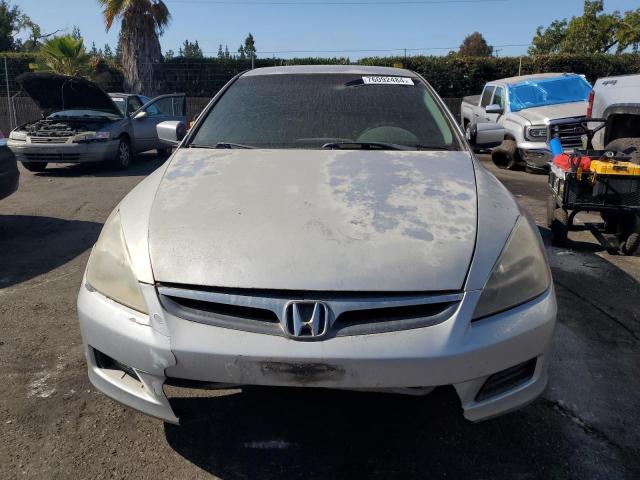 Photo 4 VIN: JHMCM563X7C023776 - HONDA ACCORD SE 