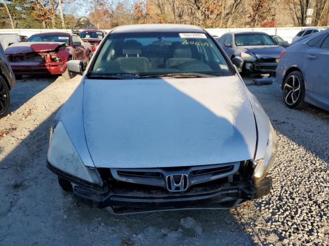 Photo 4 VIN: JHMCM56455C001738 - HONDA ACCORD 