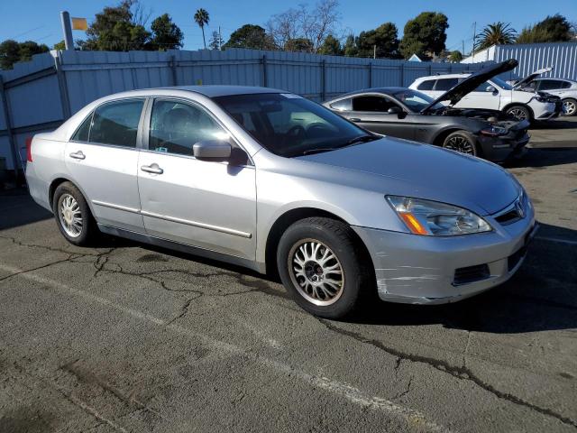 Photo 3 VIN: JHMCM56457C001208 - HONDA ACCORD LX 