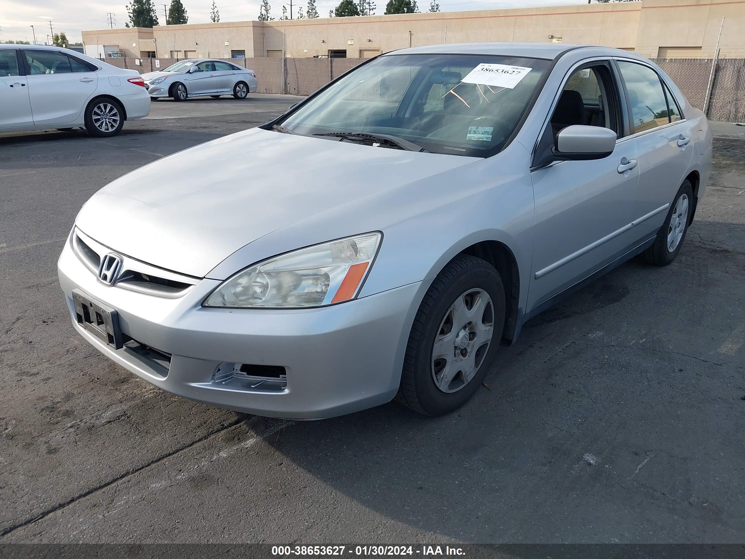 Photo 1 VIN: JHMCM564X6C001672 - HONDA ACCORD 