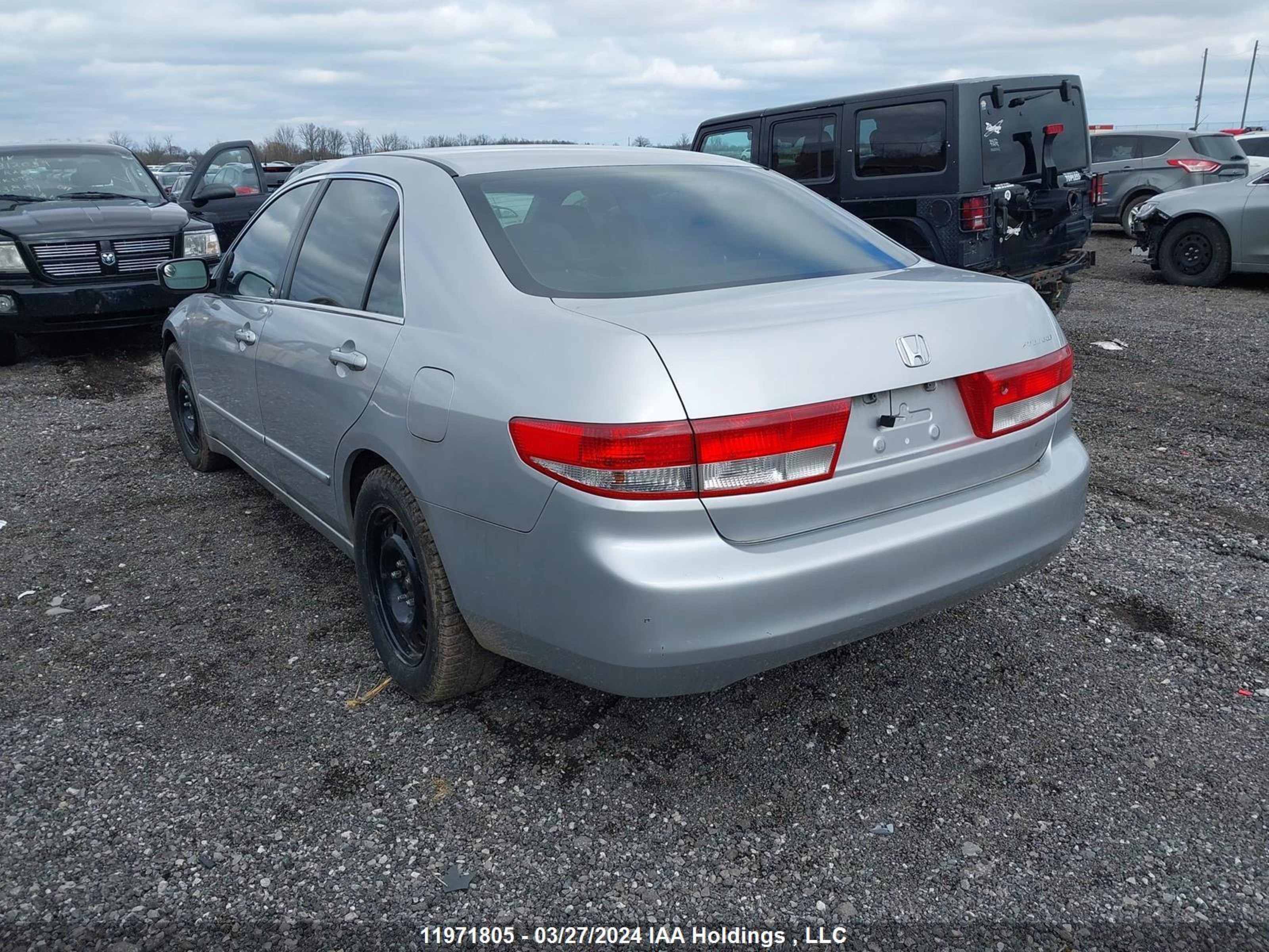 Photo 2 VIN: JHMCM56613C059053 - HONDA ACCORD 