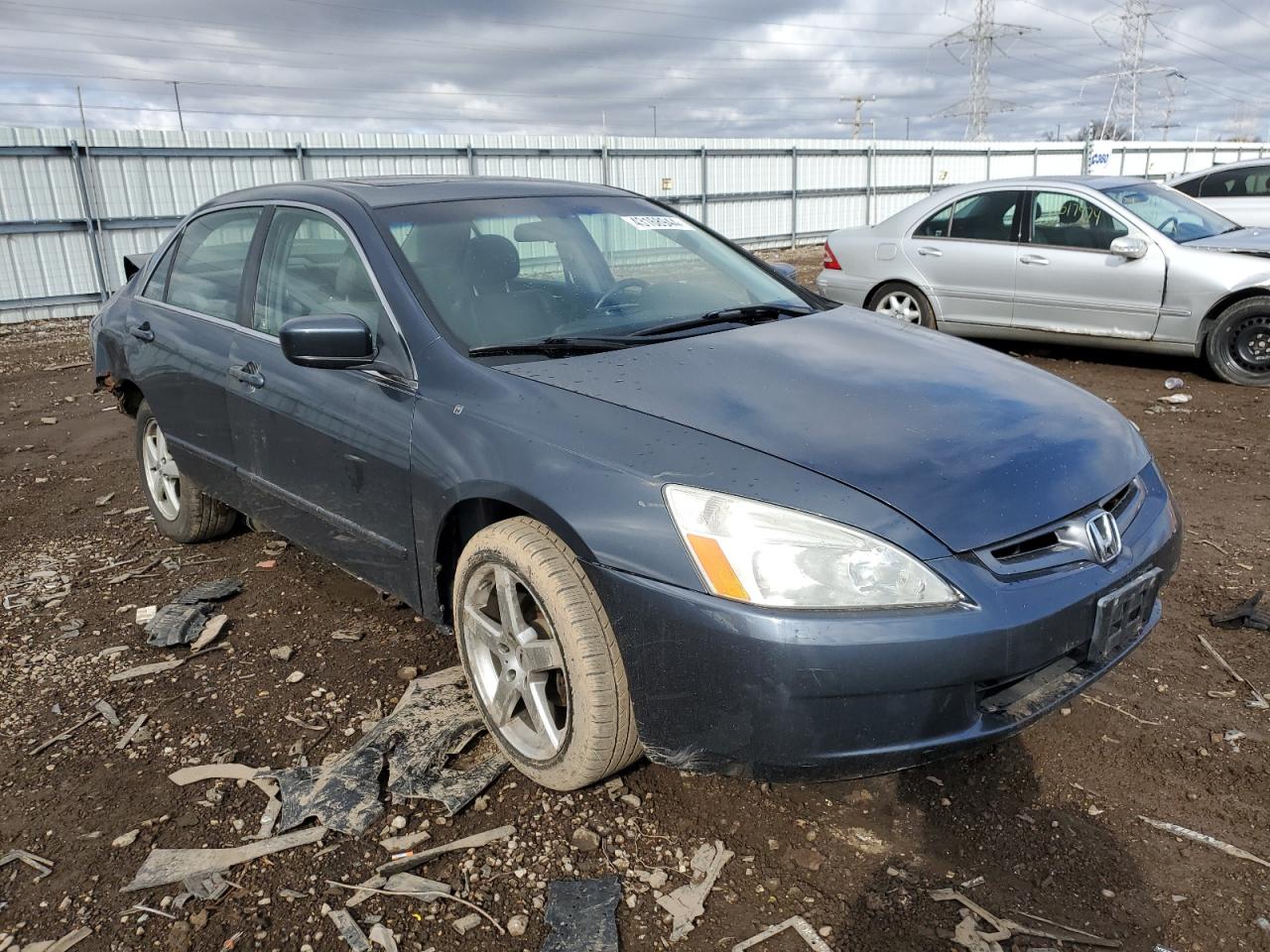 Photo 3 VIN: JHMCM56643C071651 - HONDA ACCORD 