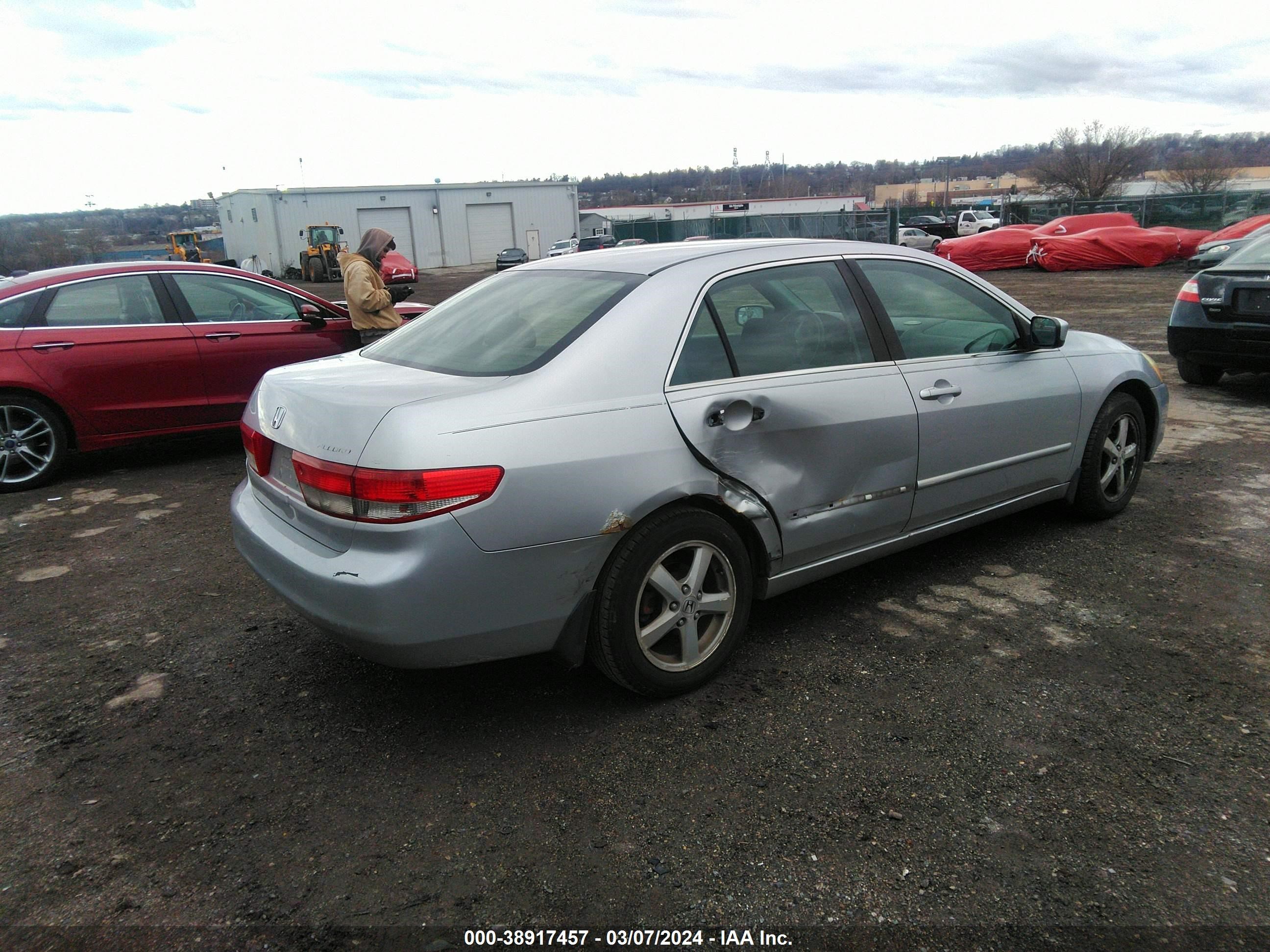 Photo 3 VIN: JHMCM56673C021035 - HONDA ACCORD 