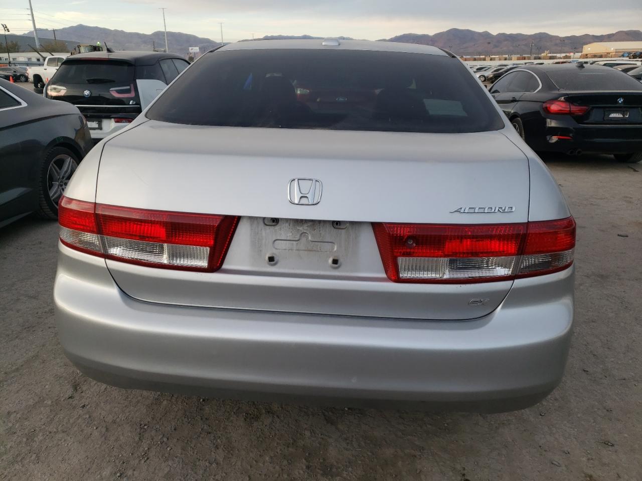 Photo 5 VIN: JHMCM56834C029734 - HONDA ACCORD 