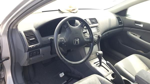 Photo 15 VIN: JHMCM66823C400273 - HONDA ACCORD 