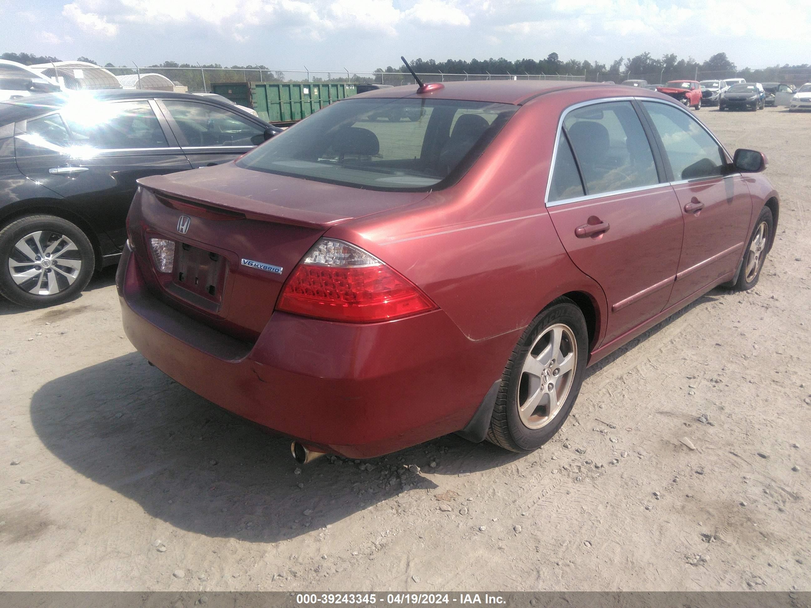 Photo 3 VIN: JHMCN36447C002965 - HONDA ACCORD 