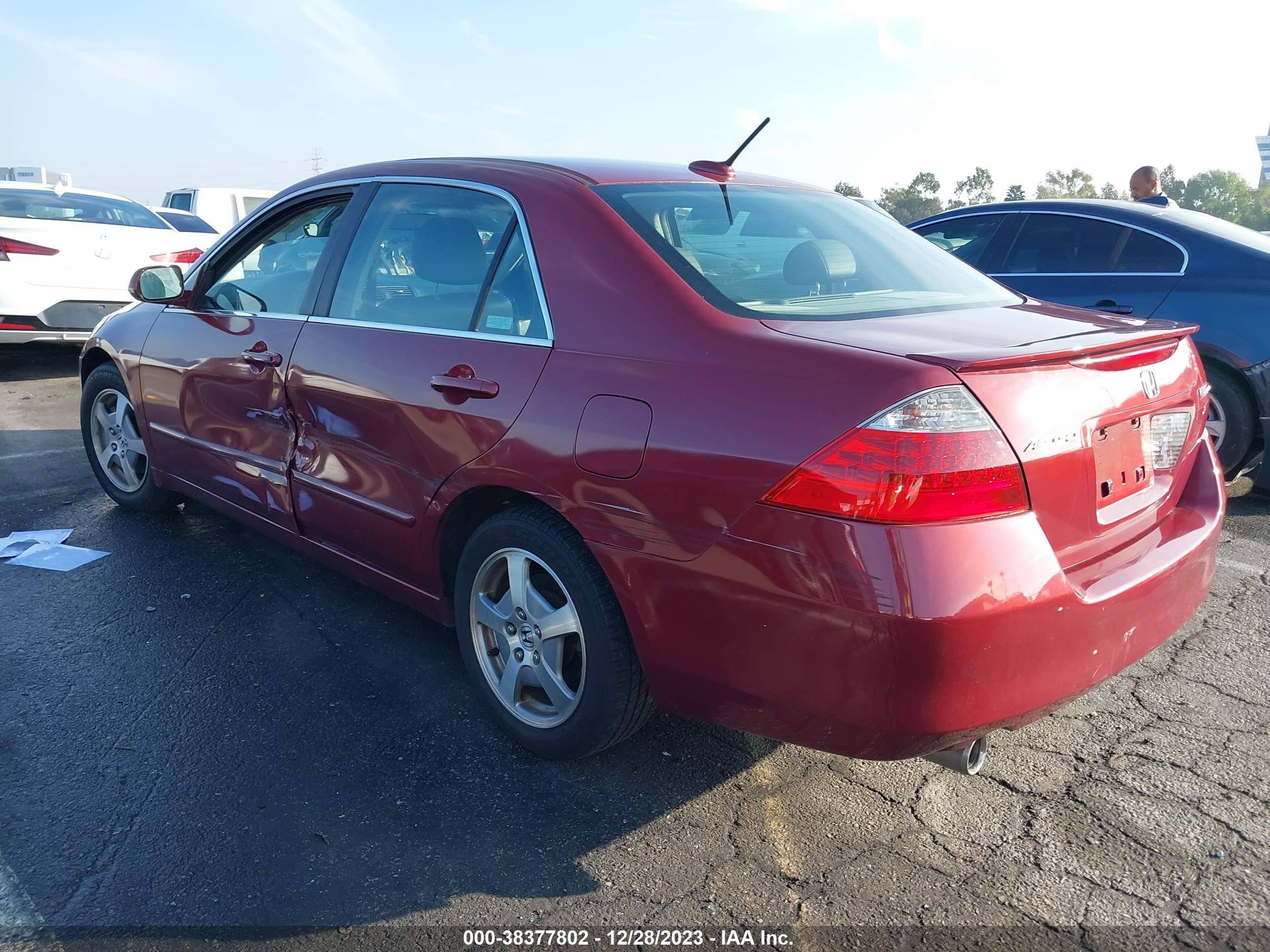 Photo 2 VIN: JHMCN36476C002019 - HONDA ACCORD 