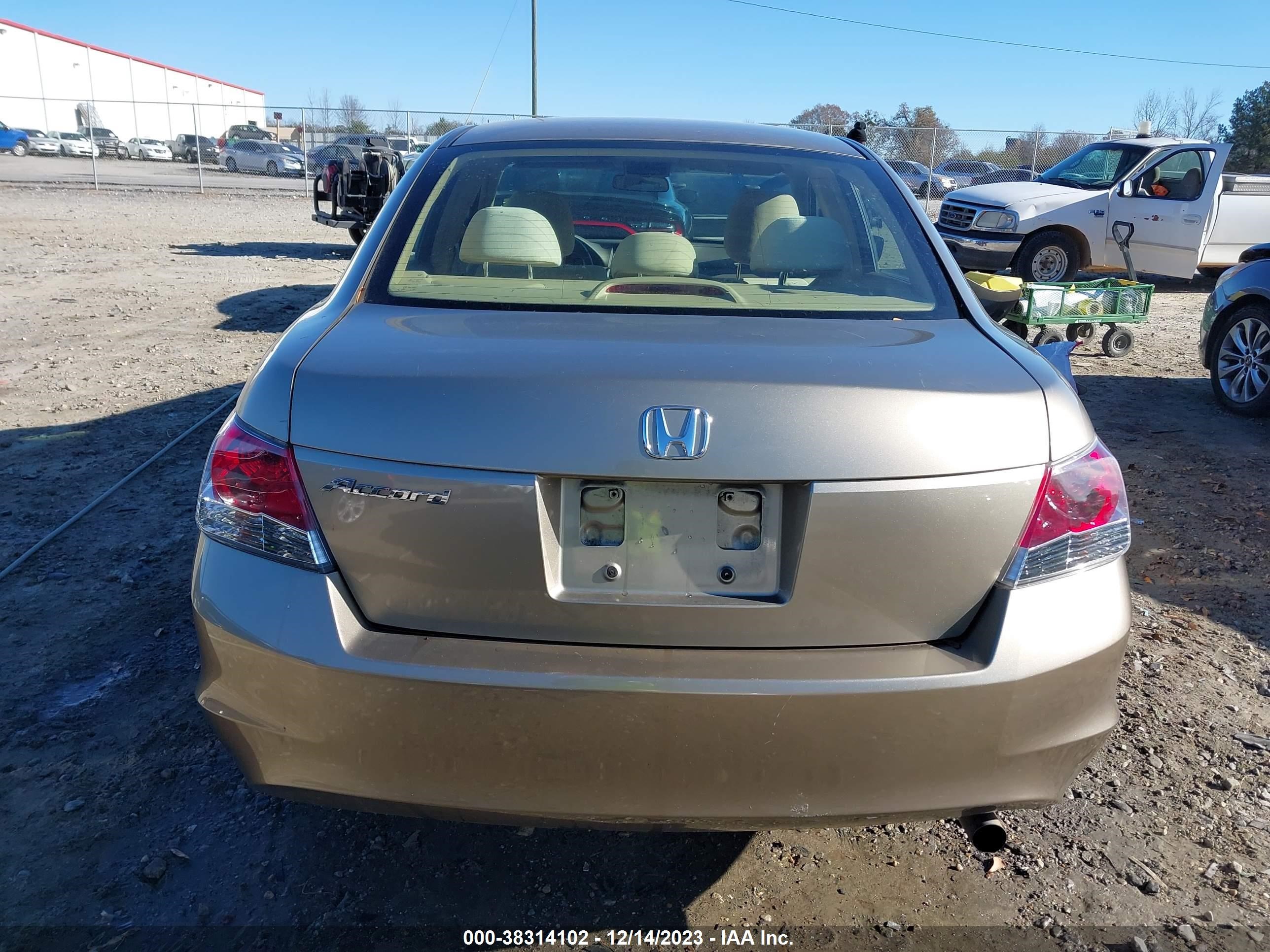 Photo 16 VIN: JHMCP26318C031689 - HONDA ACCORD 