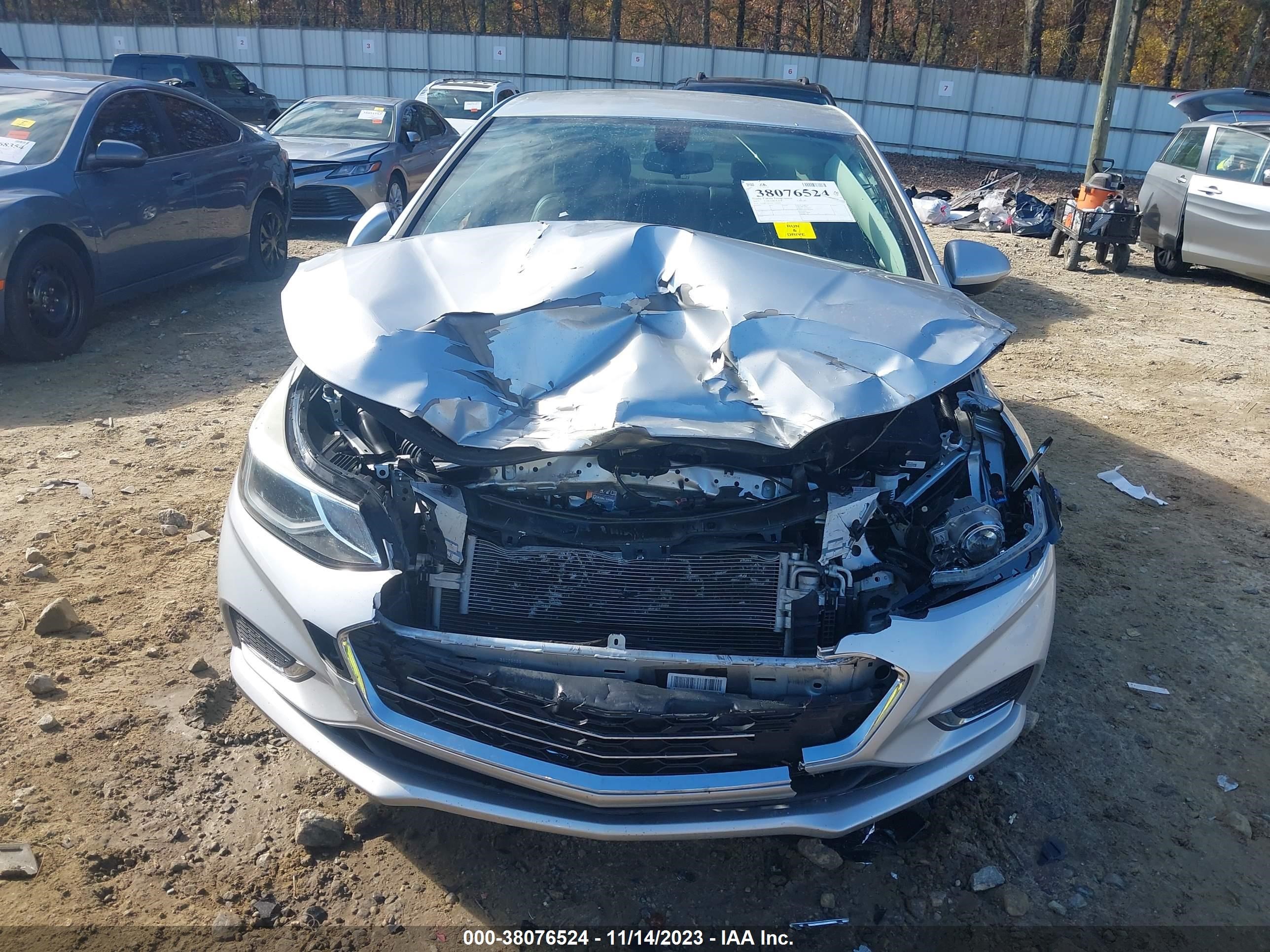 Photo 11 VIN: JHMCP26318C061145 - CHEVROLET CRUZE 