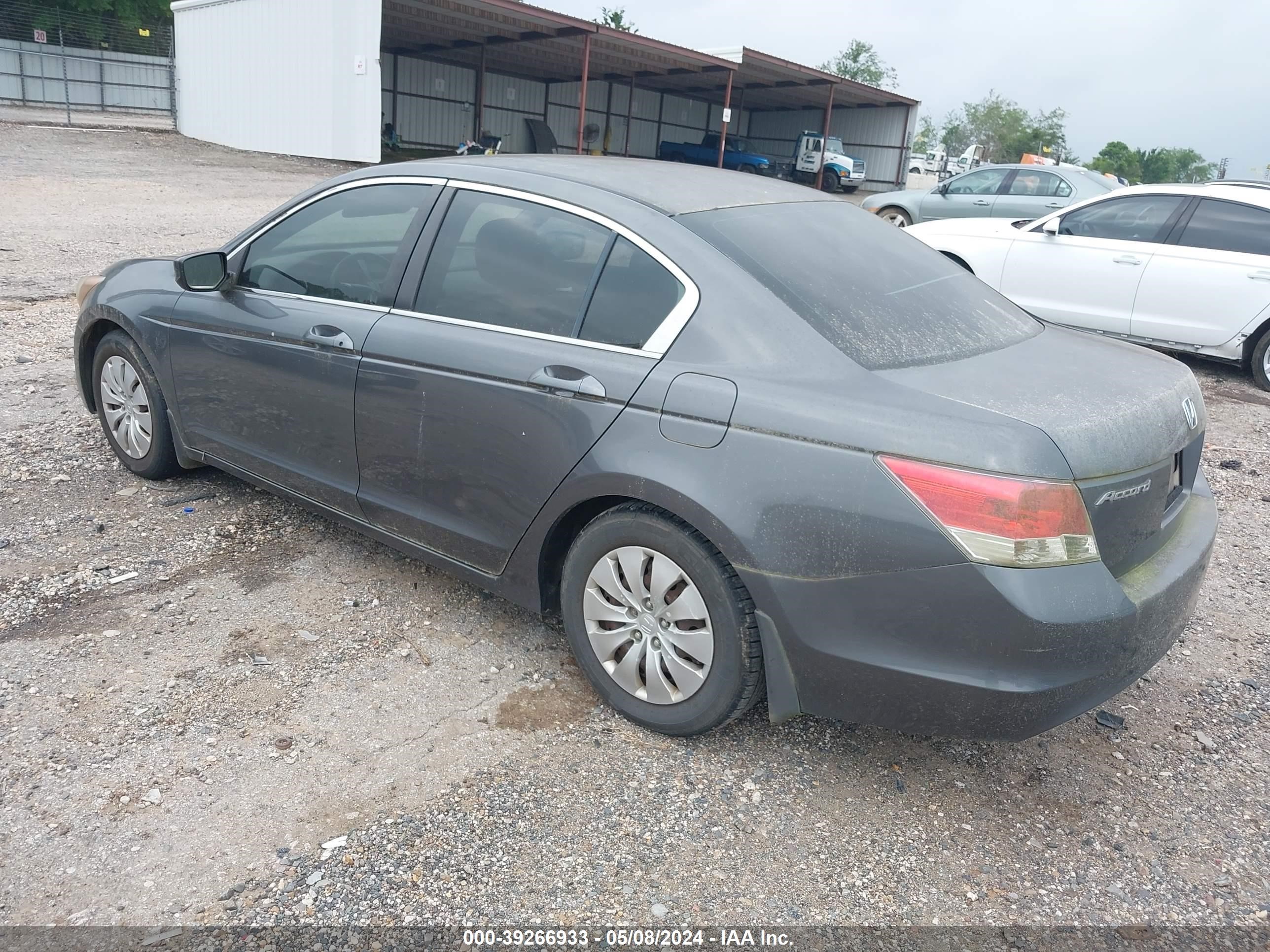 Photo 2 VIN: JHMCP26348C013347 - HONDA ACCORD 