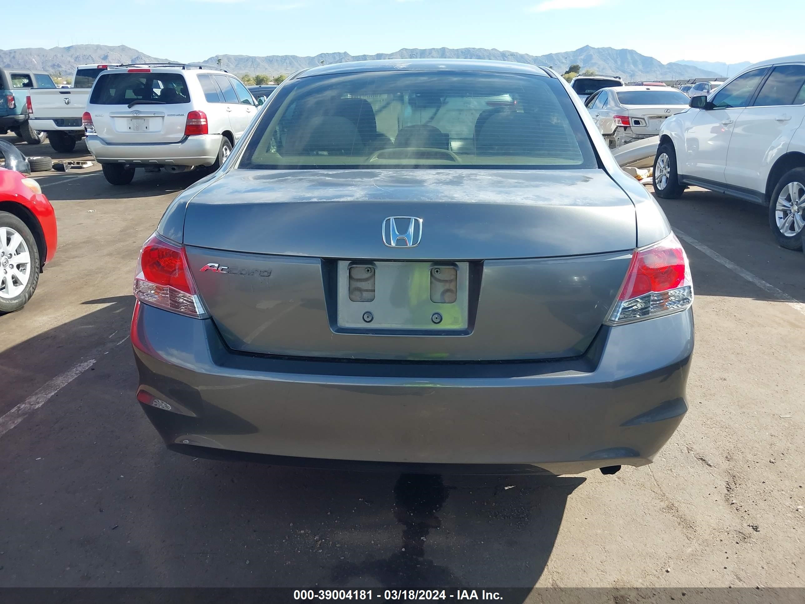 Photo 15 VIN: JHMCP26418C042426 - HONDA ACCORD 