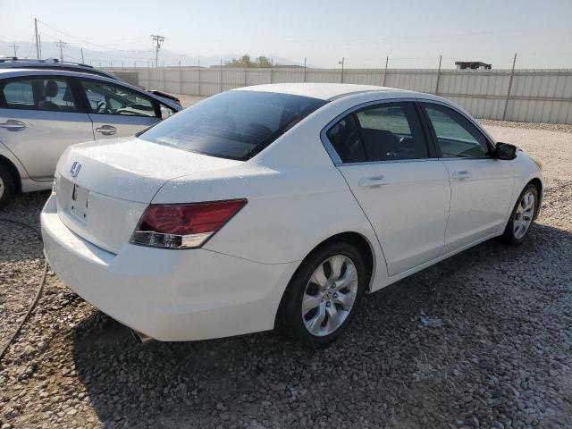 Photo 2 VIN: JHMCP26718C027810 - HONDA ACCORD 