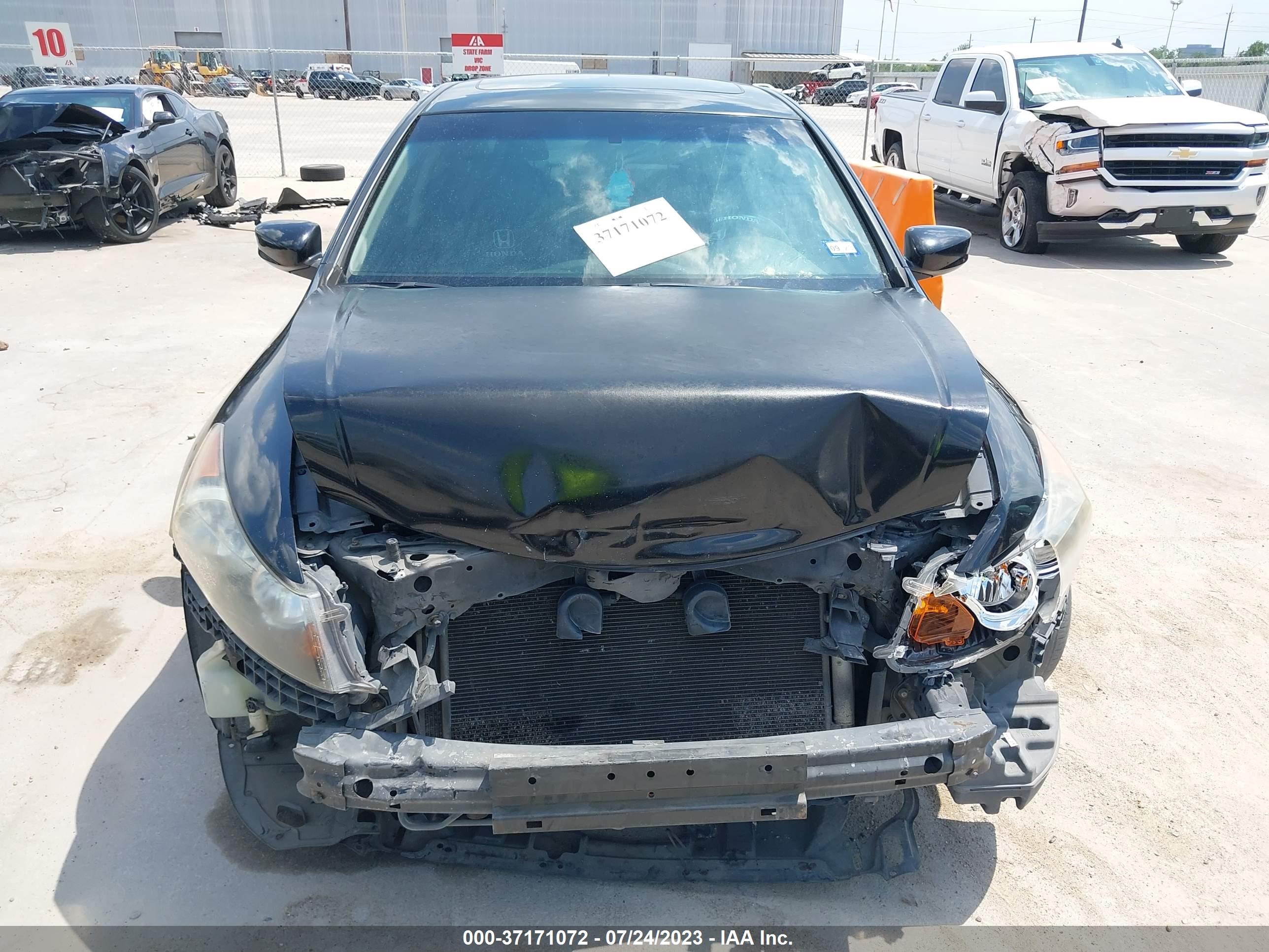 Photo 12 VIN: JHMCP26748C049980 - HONDA ACCORD 