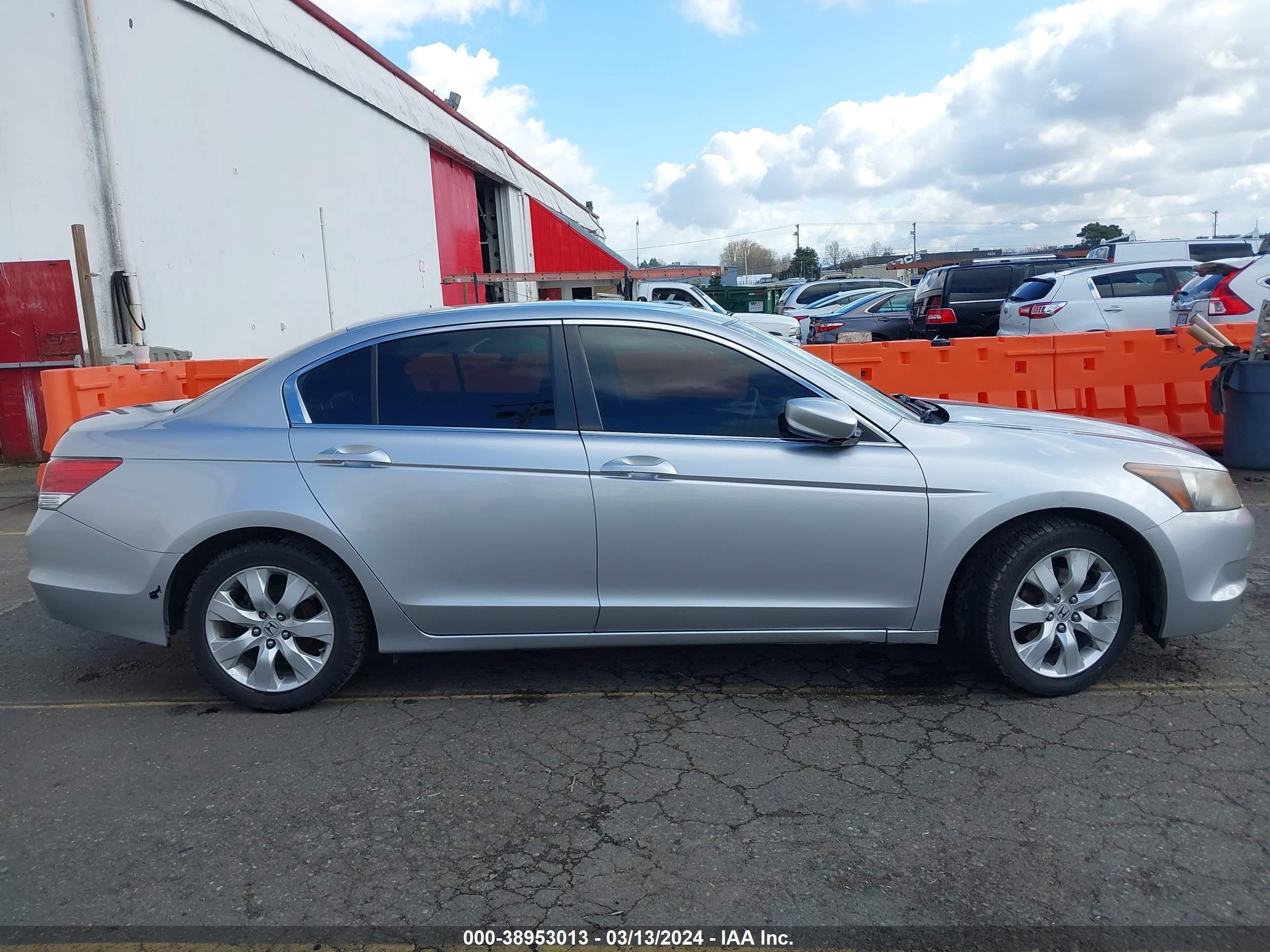 Photo 12 VIN: JHMCP26768C041525 - HONDA ACCORD 