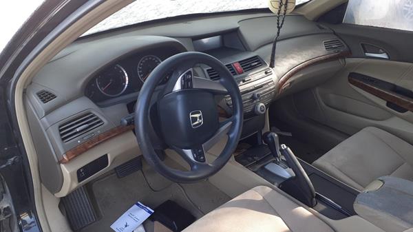 Photo 9 VIN: JHMCP26798C420938 - HONDA ACCORD 