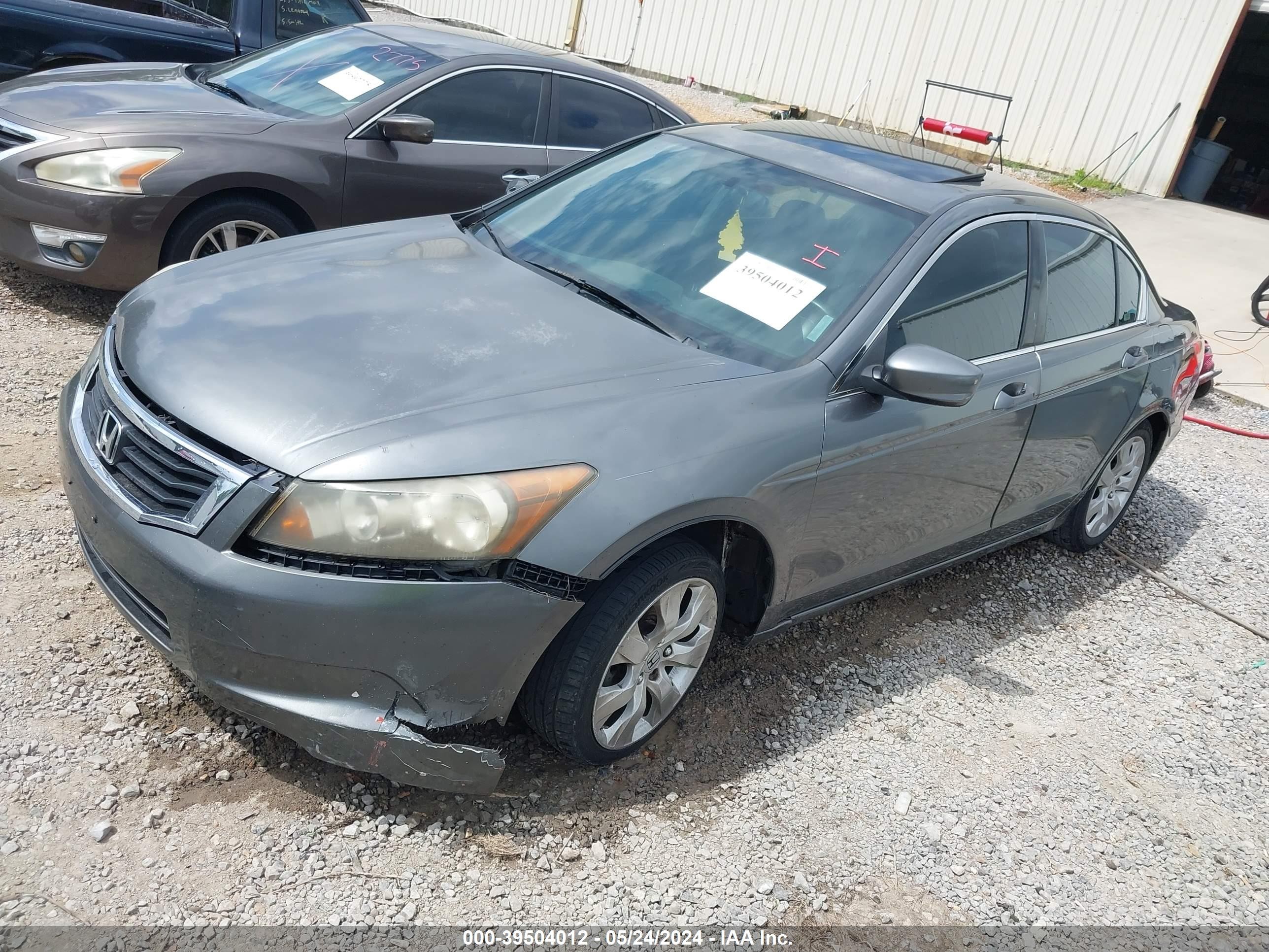 Photo 1 VIN: JHMCP26799C004051 - HONDA ACCORD 