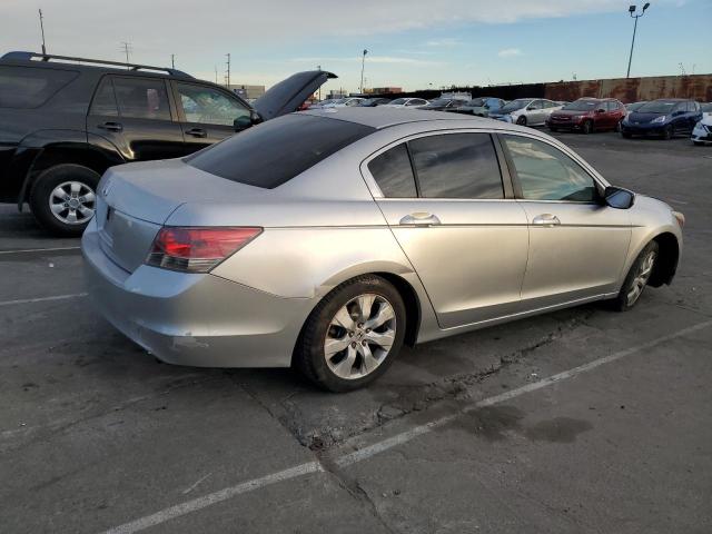 Photo 2 VIN: JHMCP26808C069197 - HONDA ACCORD 