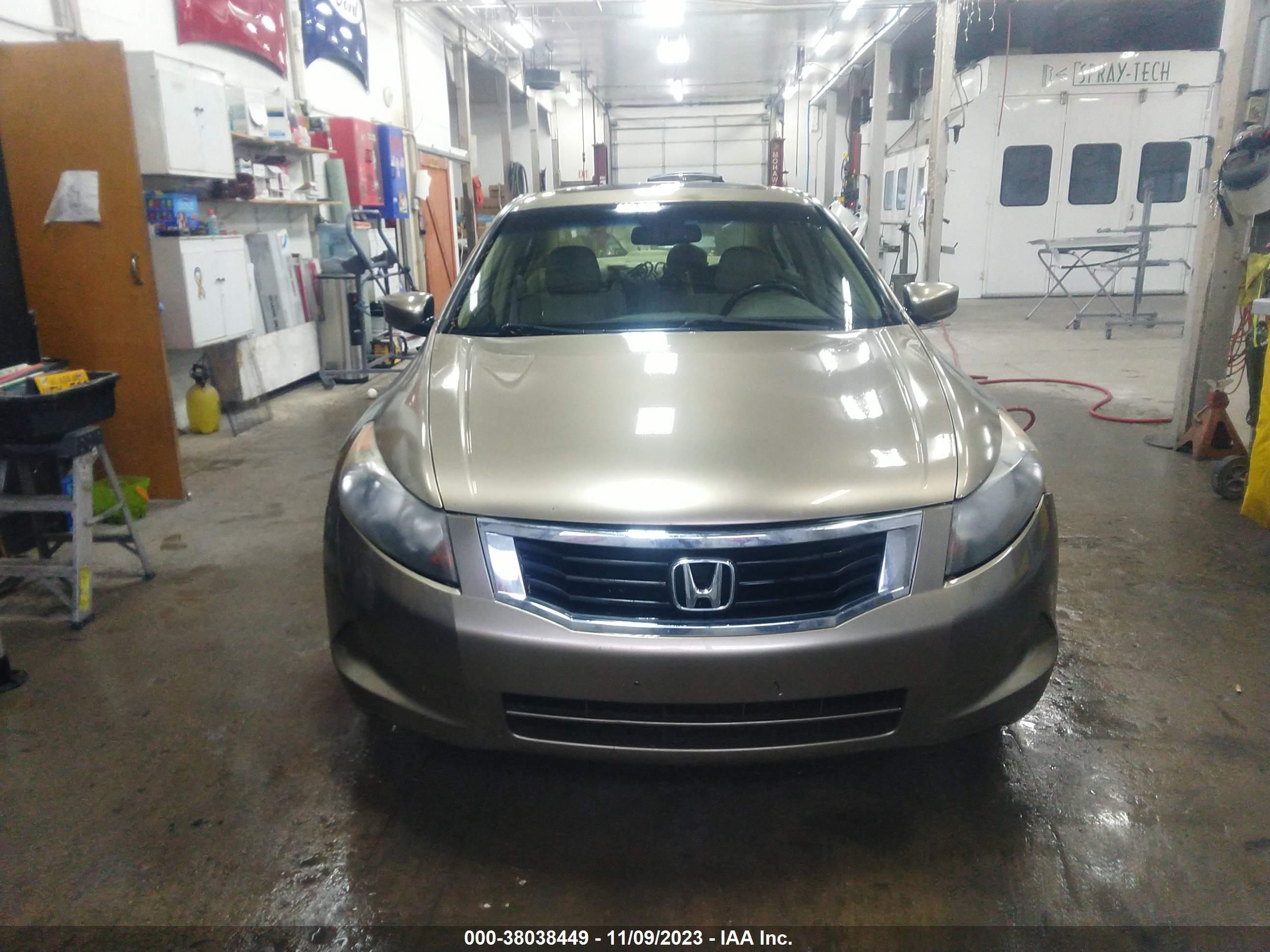 Photo 12 VIN: JHMCP26838C070456 - HONDA ACCORD 