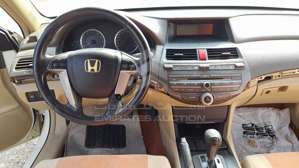 Photo 10 VIN: JHMCP36768C400507 - HONDA ACCORD 