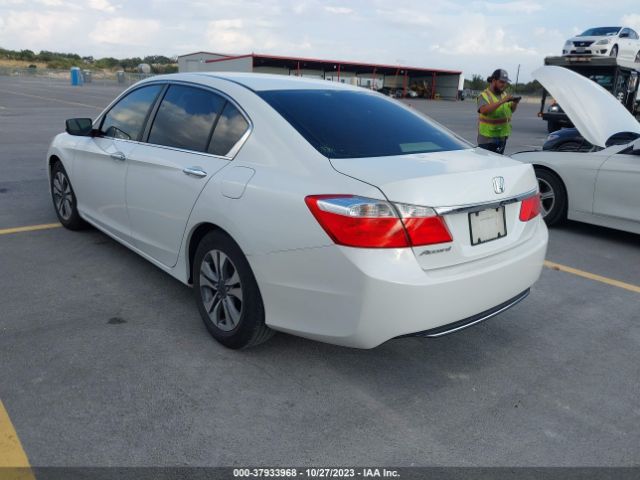 Photo 2 VIN: JHMCR2F37DC000435 - HONDA ACCORD 