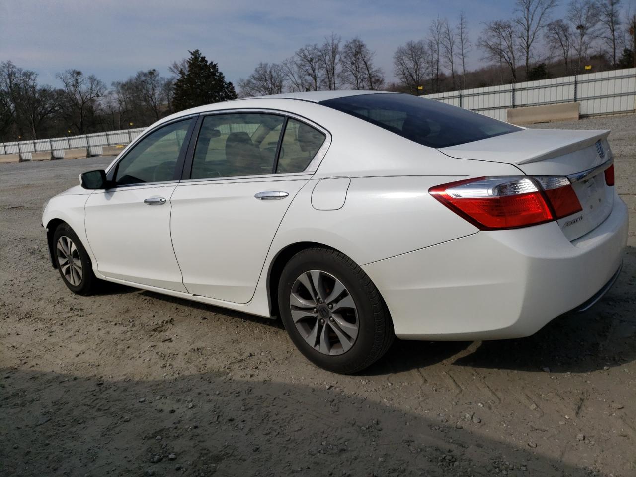 Photo 1 VIN: JHMCR2F3XDC000154 - HONDA ACCORD 