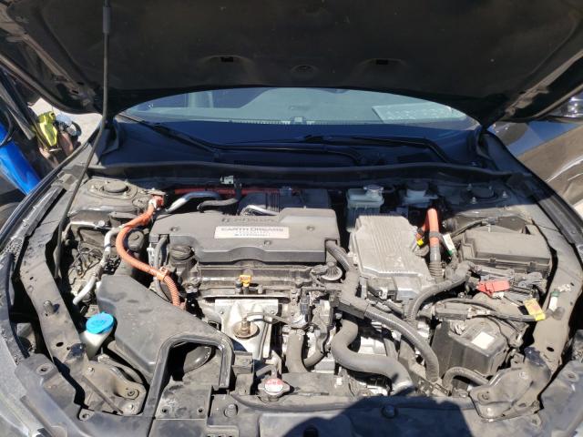 Photo 6 VIN: JHMCR6F33HC008190 - HONDA ACCORD HYB 