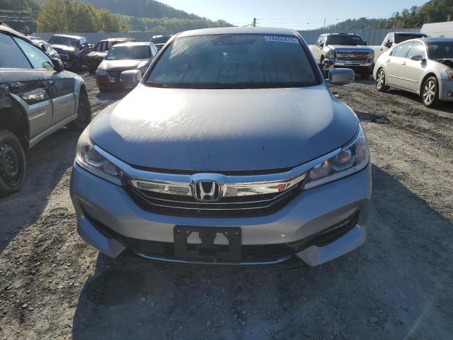 Photo 4 VIN: JHMCR6F35HC003296 - HONDA ACCORD HYB 