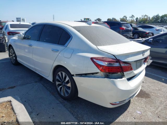 Photo 2 VIN: JHMCR6F35HC016131 - HONDA ACCORD 