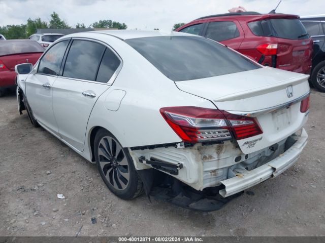 Photo 2 VIN: JHMCR6F38HC003678 - HONDA ACCORD 