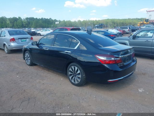 Photo 2 VIN: JHMCR6F50HC013476 - HONDA ACCORD 