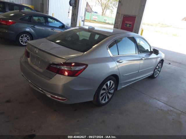 Photo 3 VIN: JHMCR6F51HC019416 - HONDA ACCORD 