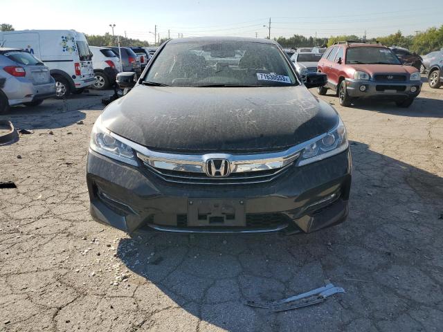 Photo 4 VIN: JHMCR6F51HC028195 - HONDA ACCORD 