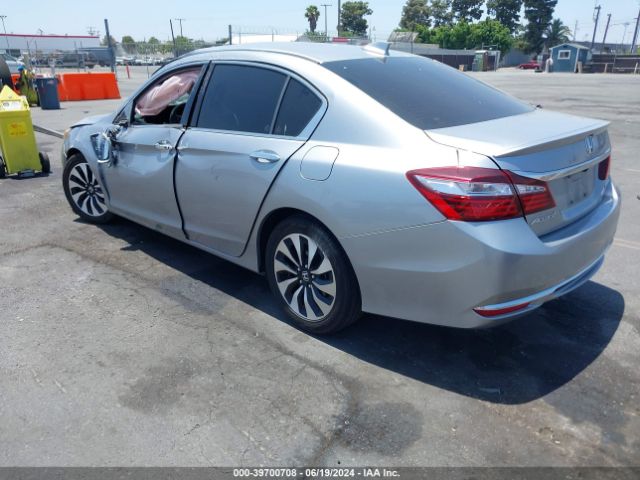 Photo 2 VIN: JHMCR6F52HC024964 - HONDA ACCORD 