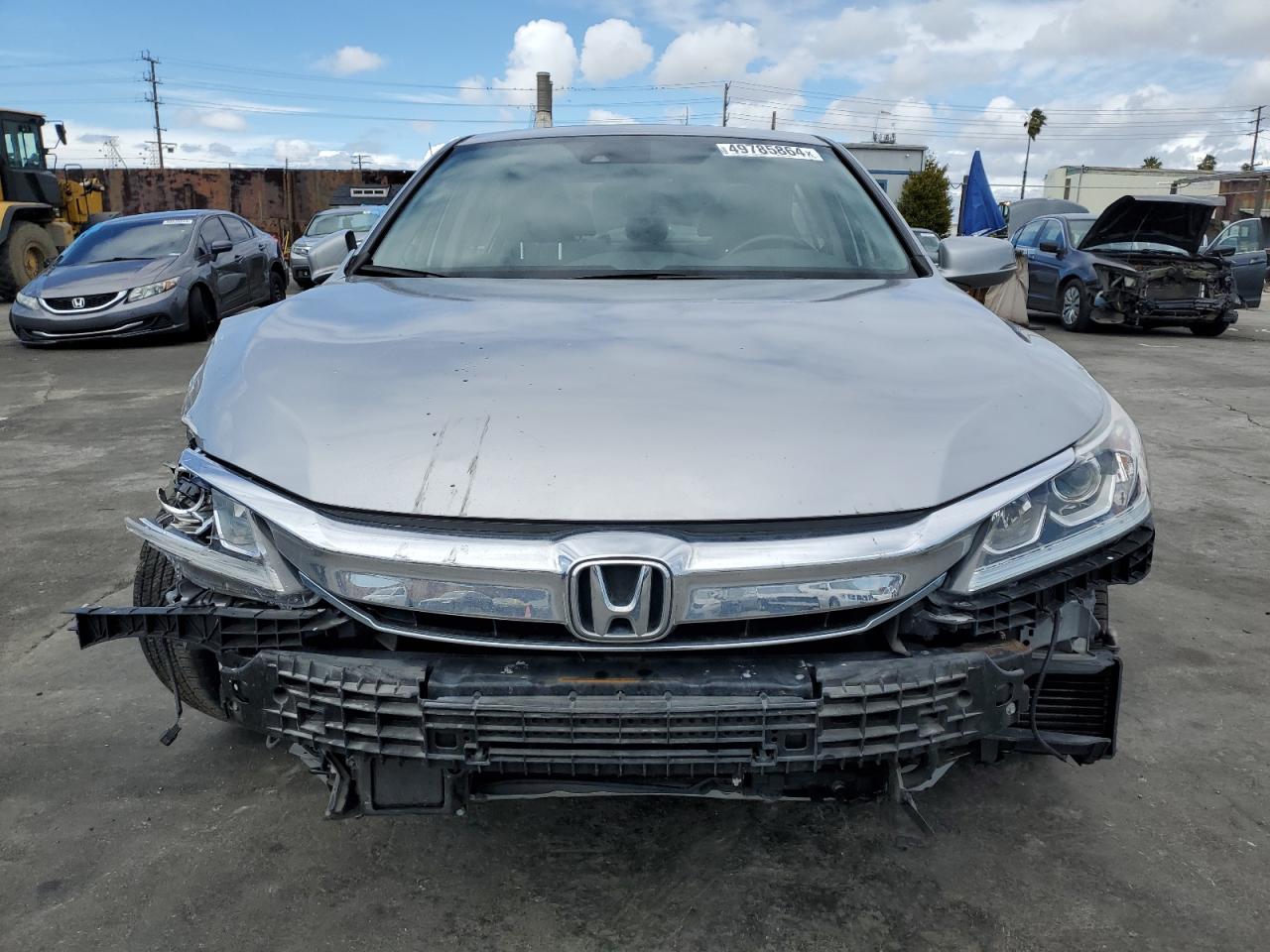 Photo 4 VIN: JHMCR6F53HC004089 - HONDA ACCORD 