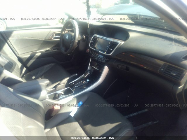 Photo 4 VIN: JHMCR6F53HC007493 - HONDA ACCORD HYBRID 