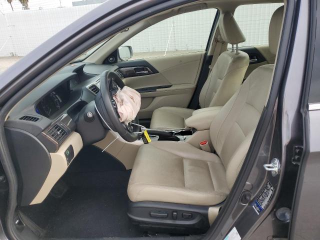 Photo 6 VIN: JHMCR6F55HC002957 - HONDA ACCORD 