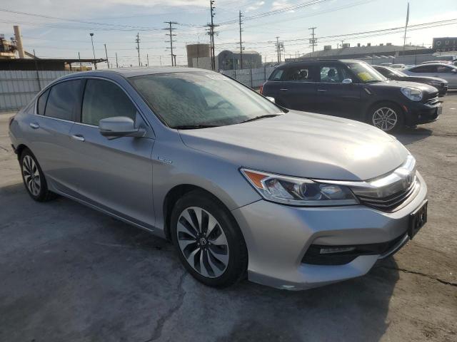 Photo 3 VIN: JHMCR6F56HC011649 - HONDA ACCORD 