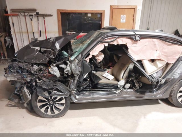 Photo 5 VIN: JHMCR6F57HC008727 - HONDA ACCORD HYBRID 