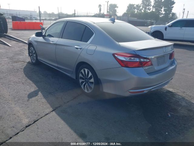 Photo 2 VIN: JHMCR6F5XHC024937 - HONDA ACCORD 