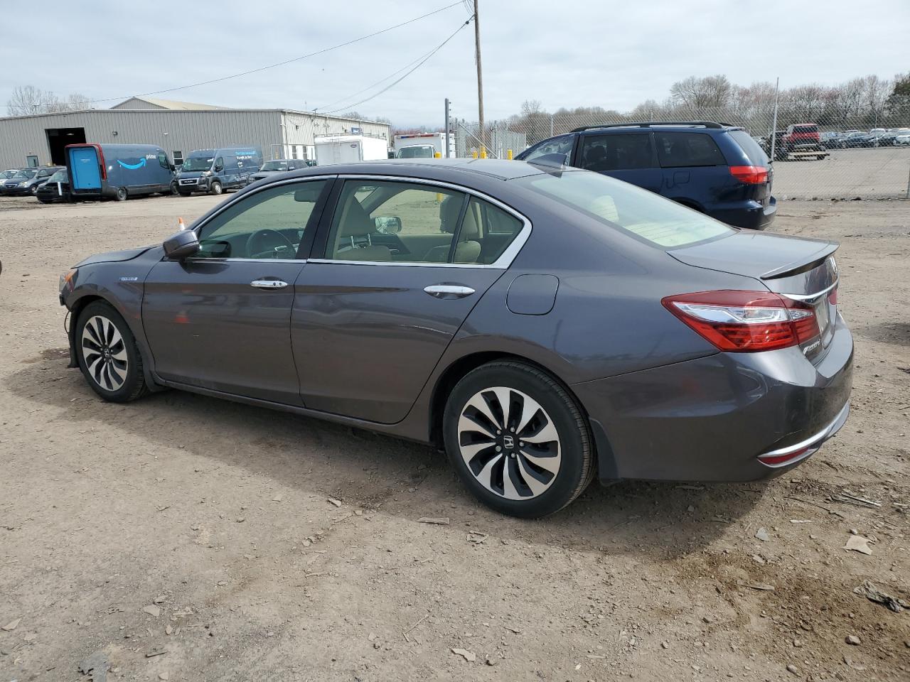 Photo 1 VIN: JHMCR6F5XHC026123 - HONDA ACCORD 