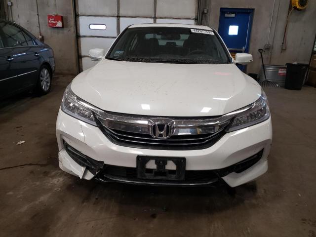 Photo 4 VIN: JHMCR6F71HC005288 - HONDA ACCORD TOU 