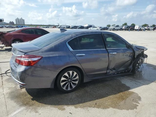 Photo 2 VIN: JHMCR6F72HC028028 - HONDA ACCORD TOU 