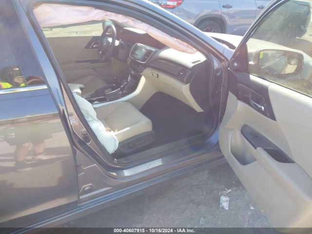 Photo 4 VIN: JHMCR6F73HC020116 - HONDA ACCORD 