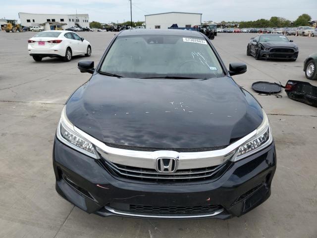 Photo 4 VIN: JHMCR6F73HC023131 - HONDA ACCORD TOU 