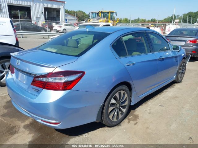 Photo 3 VIN: JHMCR6F73HC026241 - HONDA ACCORD 